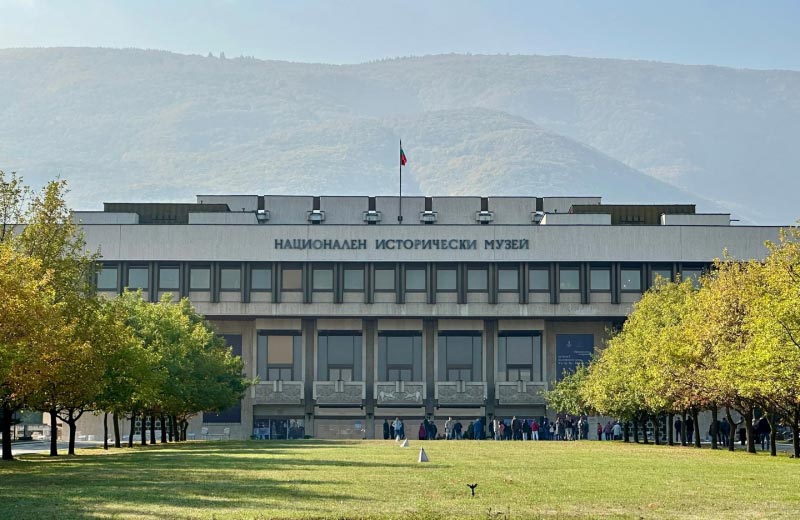 Какво стои зад “Българските небесни герои”
